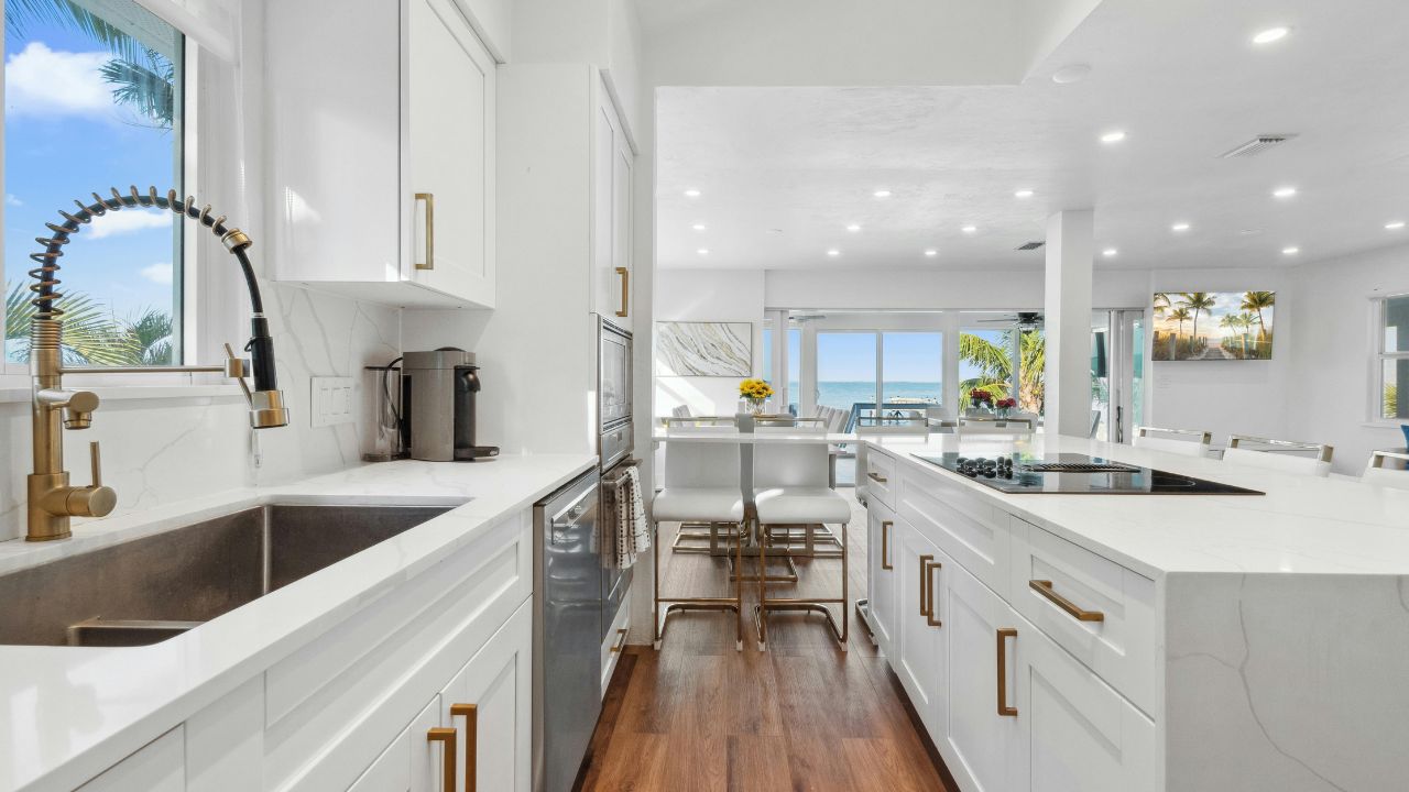 Discover Apartment 305: Your Light-Filled Urban Sanctuary Awaits