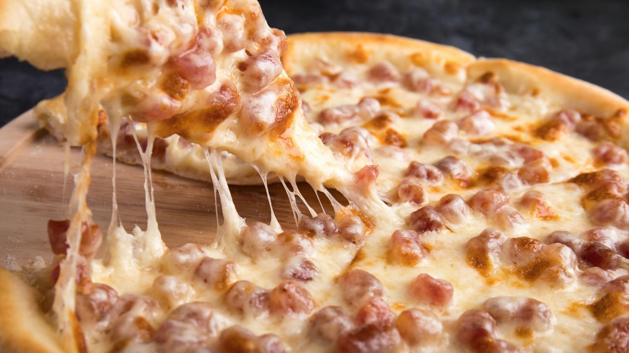 Italian Pizza & Subs: A Delicious Dive into Flavors and Twists