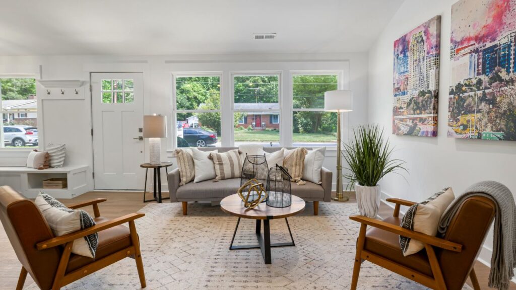 The Benefits of DCA Crashpads Over Traditional Hotels