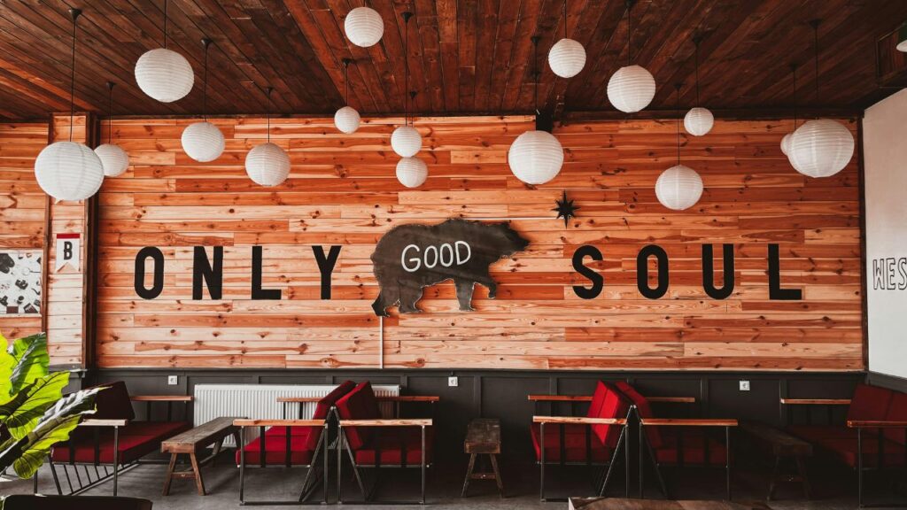 How Coast to Coast Furniture Shopping Took Off